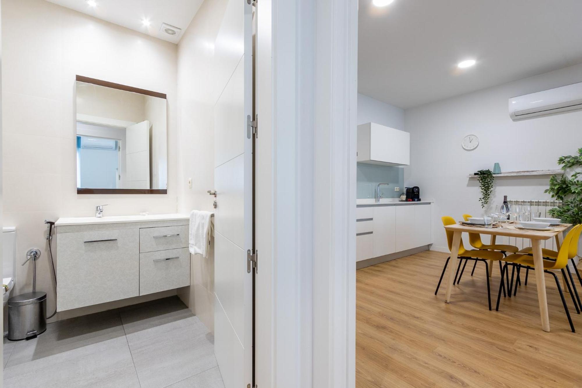 Insidehome Apartments - La Casa Del General 巴利亚多利德 外观 照片